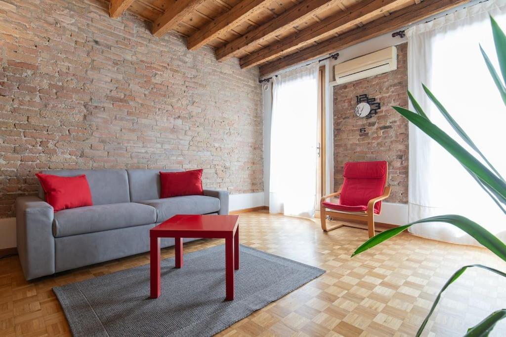 Enjoy Home - Appartamento Orologio, Piazza Dei Signori Падуа Екстериор снимка